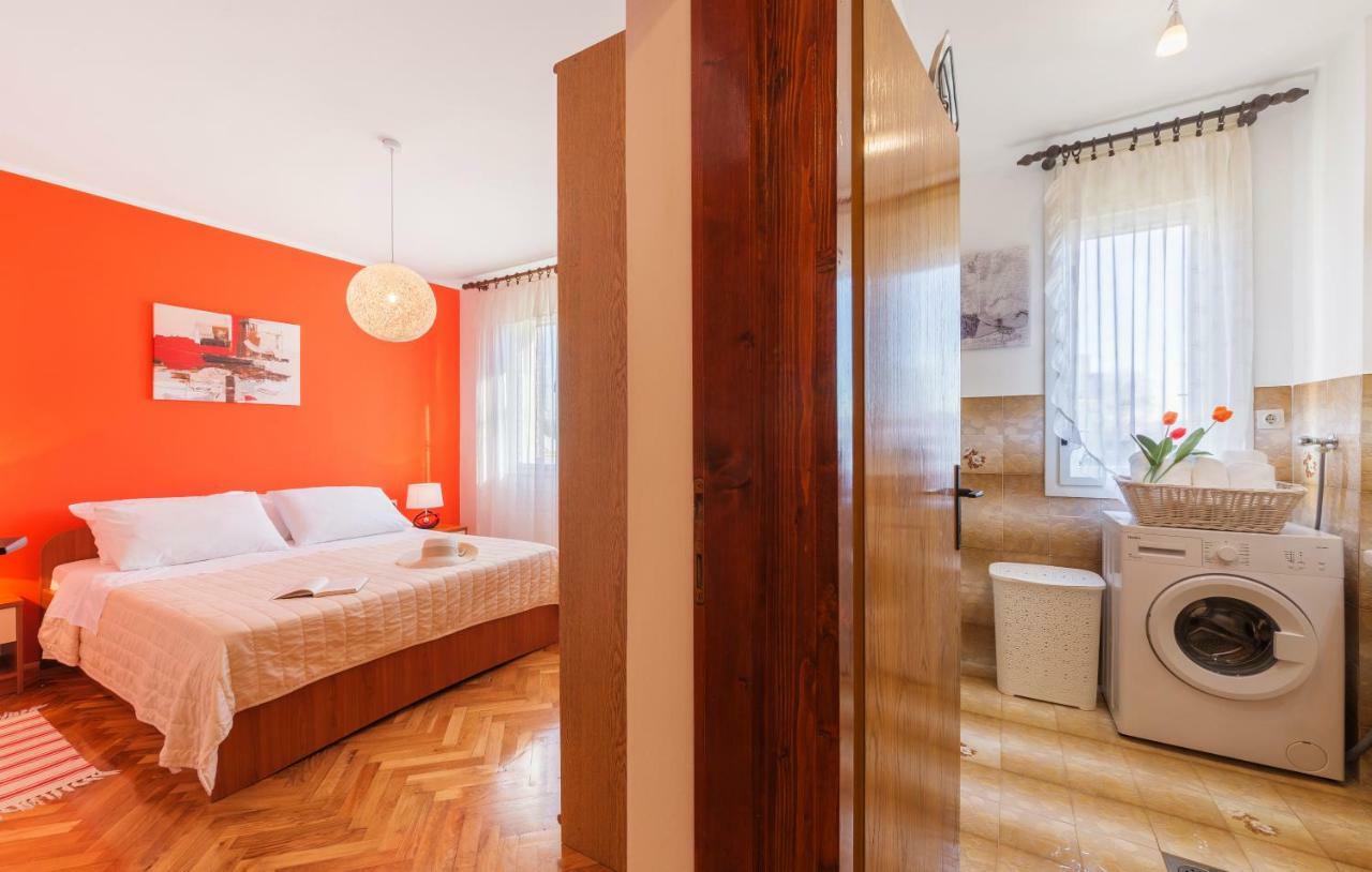 Two Bedroom Apartment, Neighborhood, Free Parking, Wifi Apartman Pula